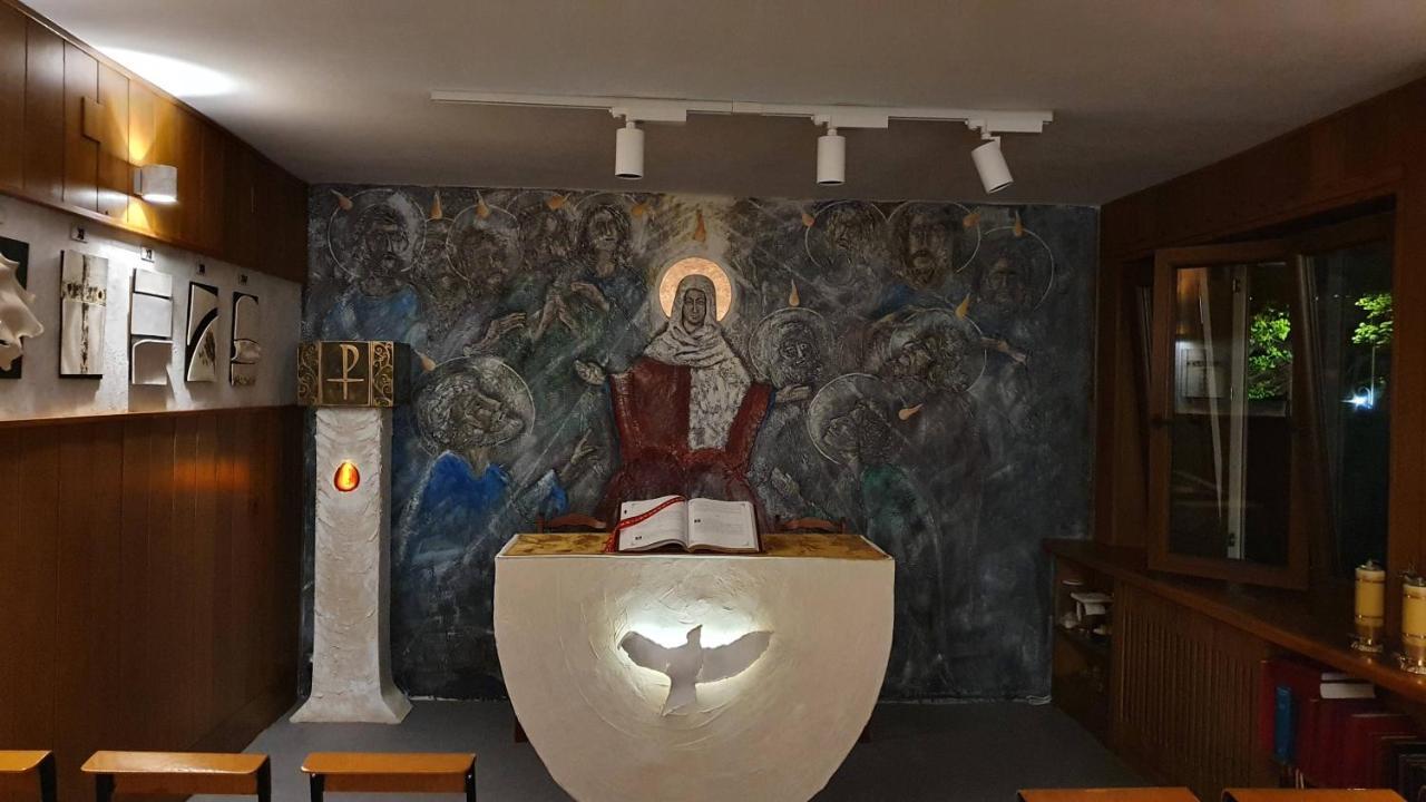 Wieczernik Dom Rekolekcyjny Księży Pallotynów Swieta Katarzyna  Exterior foto