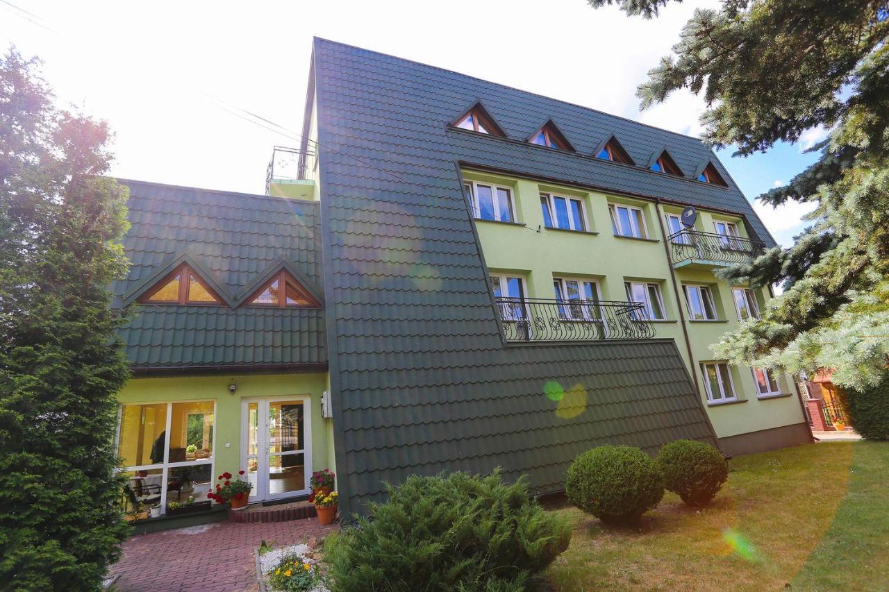 Wieczernik Dom Rekolekcyjny Księży Pallotynów Swieta Katarzyna  Exterior foto